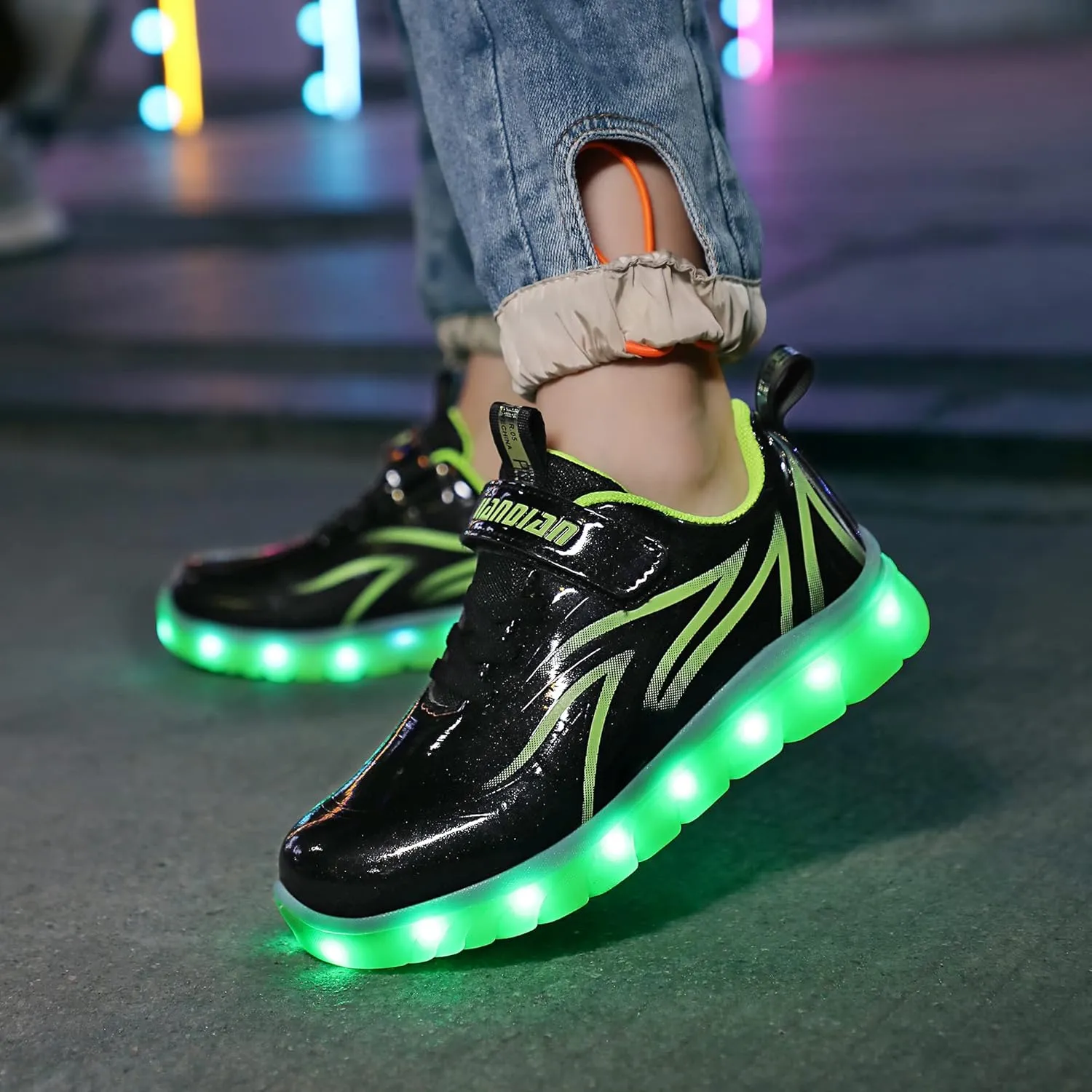 BFOEL Spider Light up Shoes for Boys Girls Walking Sneaker with USB Charging Birthday Thanksgiving Christmas Day Best Gift