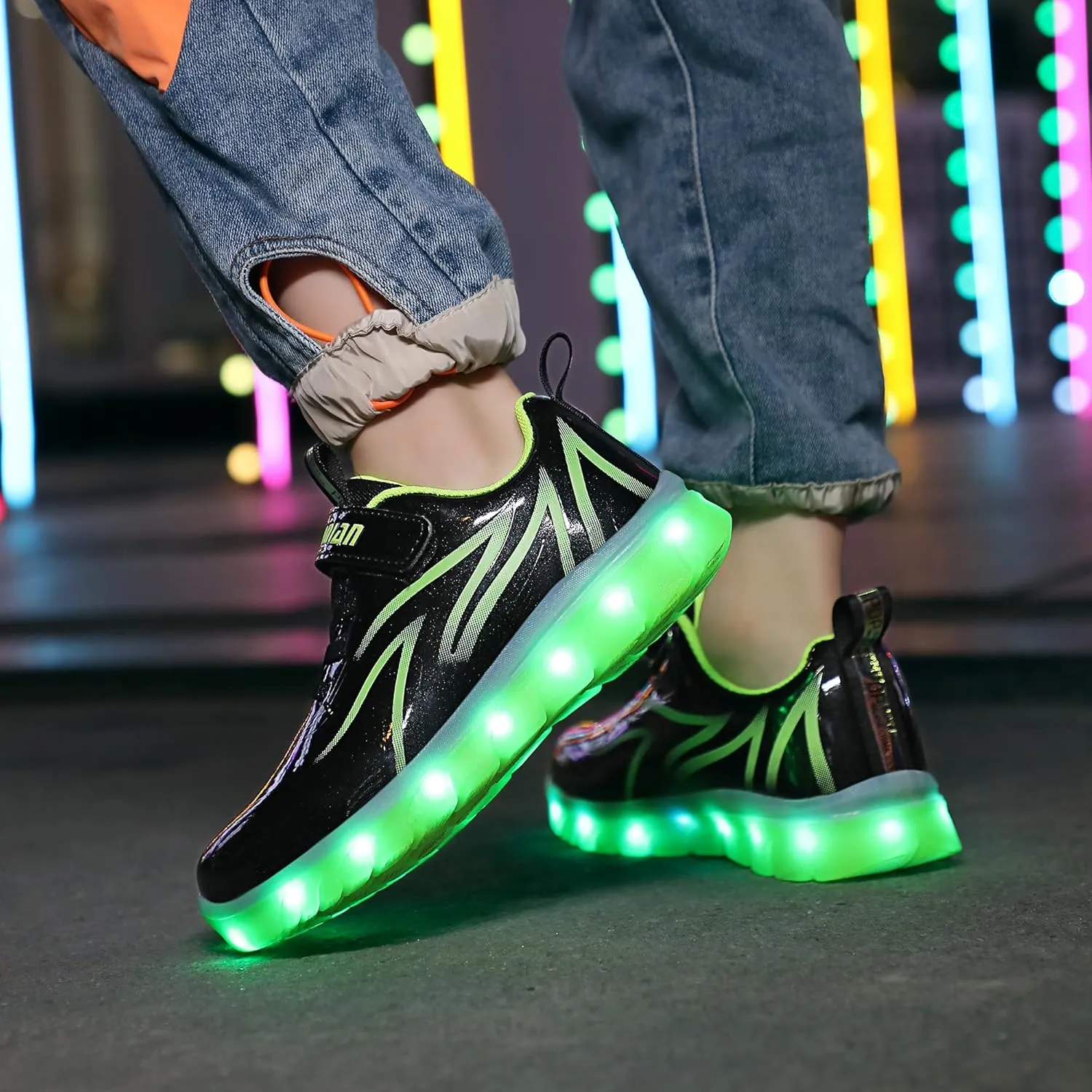 BFOEL Spider Light up Shoes for Boys Girls Walking Sneaker with USB Charging Birthday Thanksgiving Christmas Day Best Gift