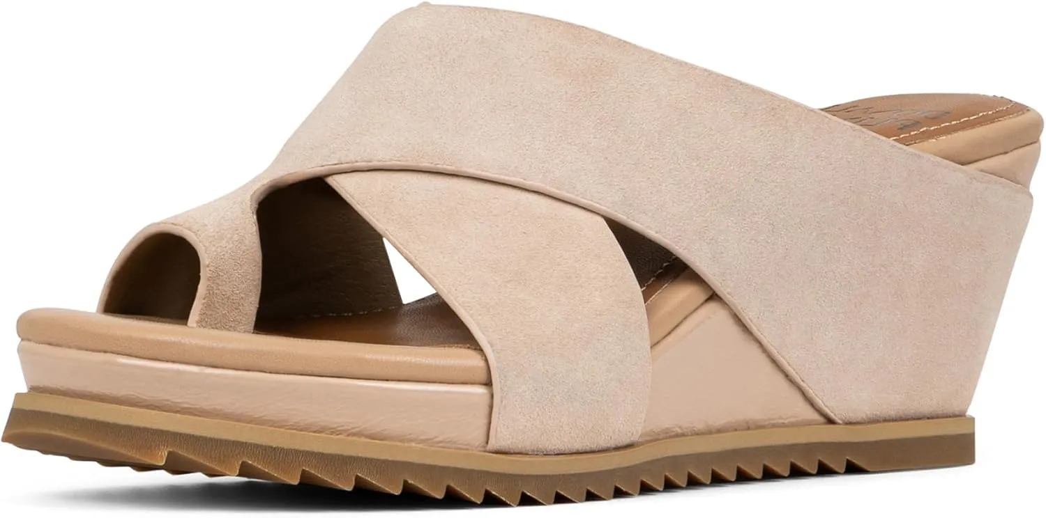 Donald Pliner Women's SISU Wedge Sandal, Sand-Calf Suede, 9