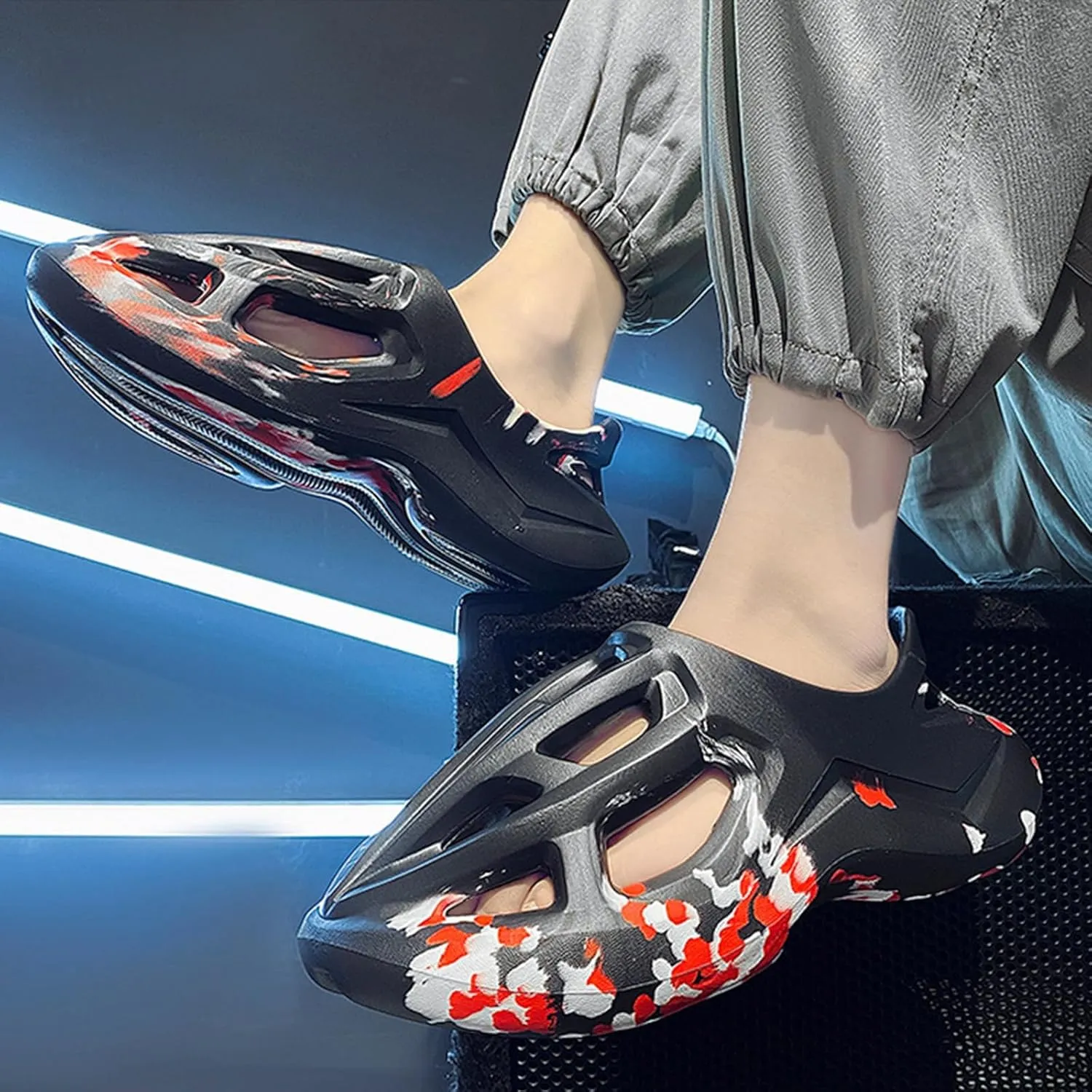 Foam Runners for Men Non-Slip Quick-Drying Outdoor Pillows Shoes Slip-On Soft Beach Sandals Walking Breathable Couple Sneakers Fashion Thick Slippers