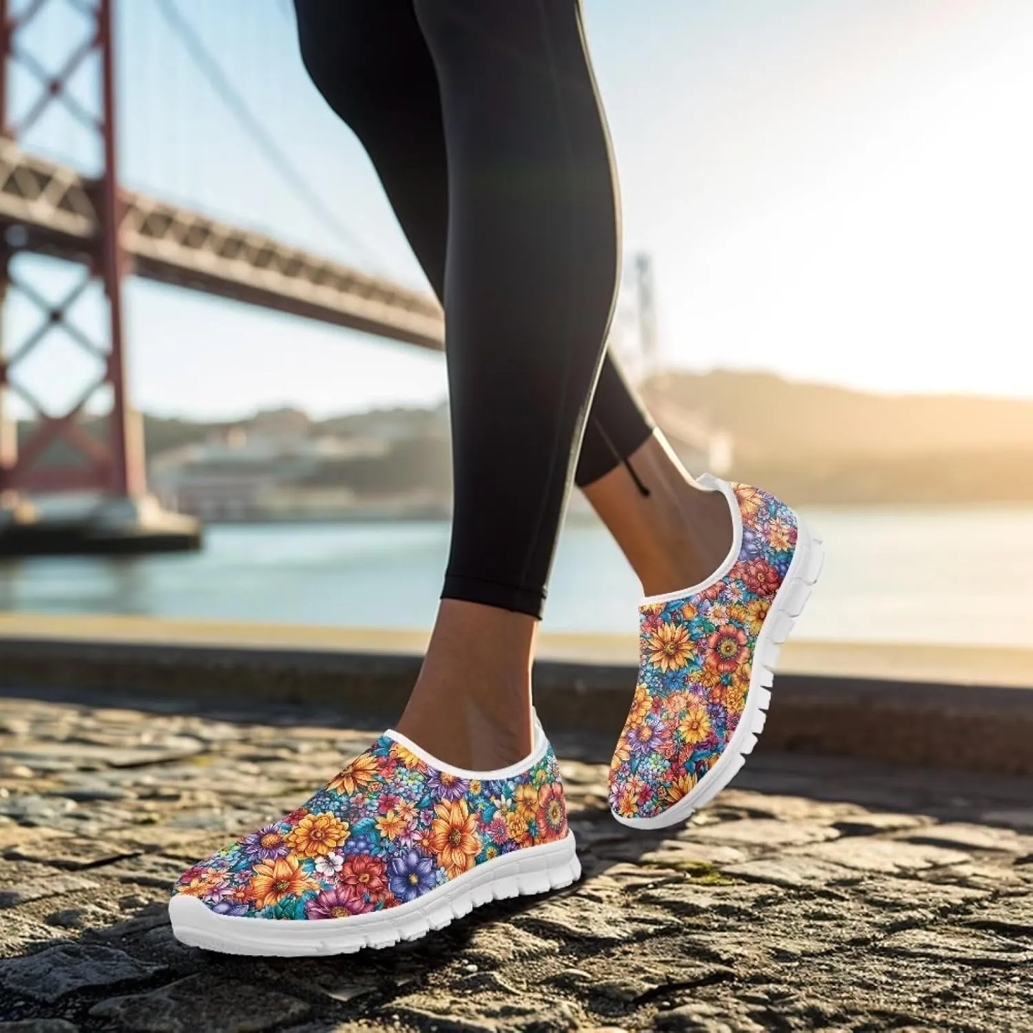GOSTONG Floral Art Sneakers for Women Retro Low-Cut Slip-on Home Loafers Lightweight Soft Soled Comfort Outdoor Running Travel Sneakers White US 5 to 11.5