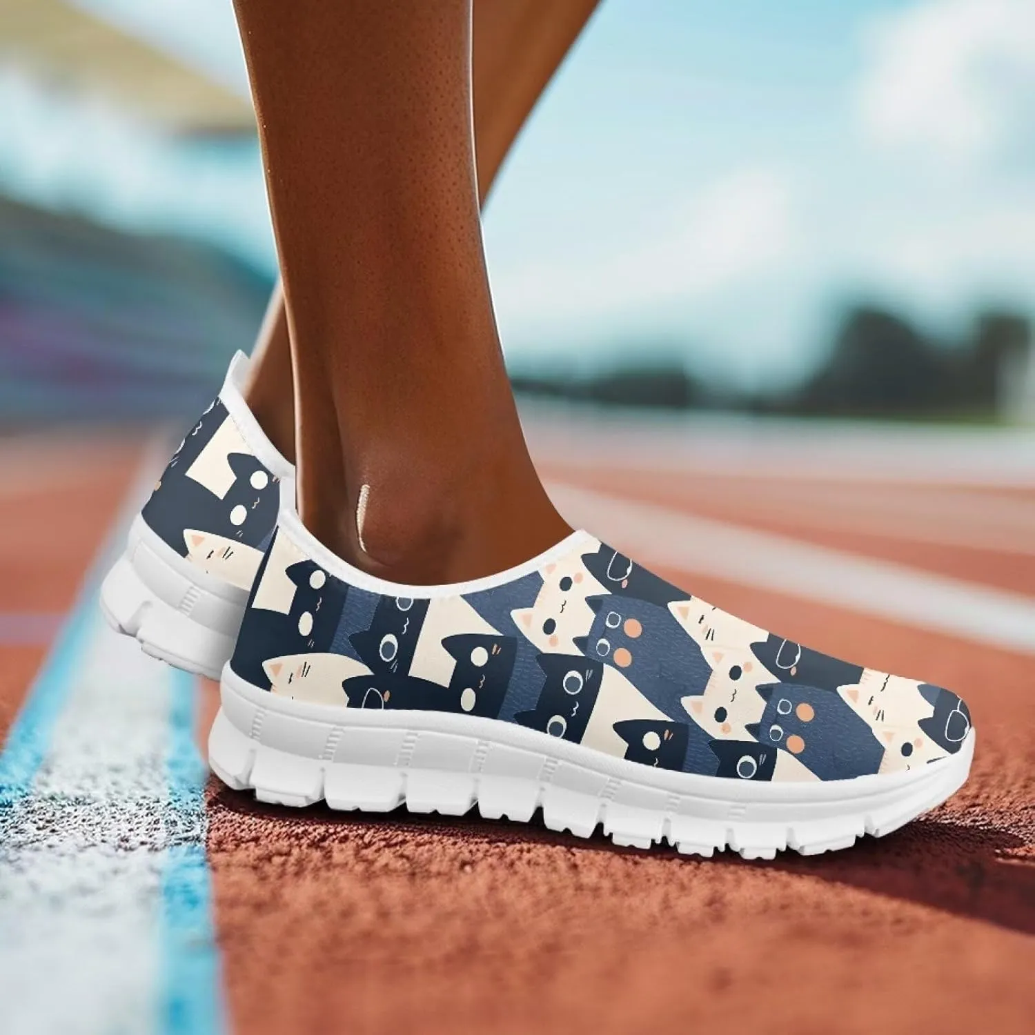 GOSTONG Womens Sneakers Breathable Mesh Fall Athletic Shoes Lightweight Non Slip Outdoor Gym Running Shoes White US 5.5-11.5