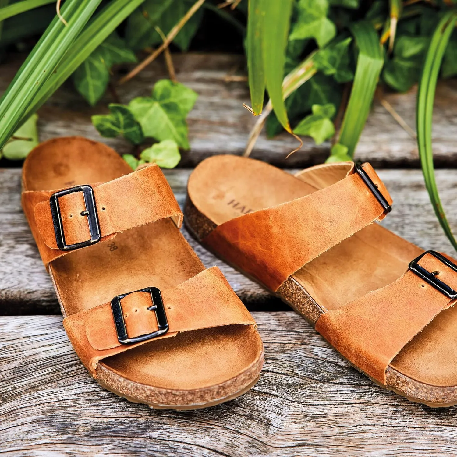 HAFLINGER Andrea Elegant Leather Sandals with Rubber Sole and Cork Latex Footbed Unisex