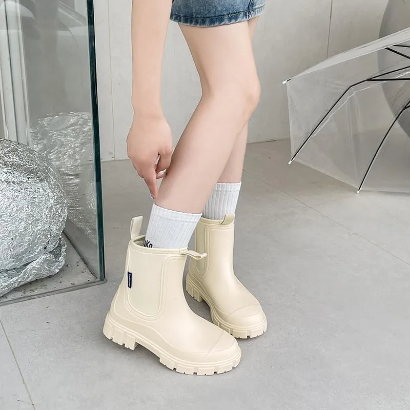 Harssidanzar Womens Short Rain Boots Waterproof Garden Shoes Anti-Slip Ankle Chelsea Boot for Outdoor Work HL216US