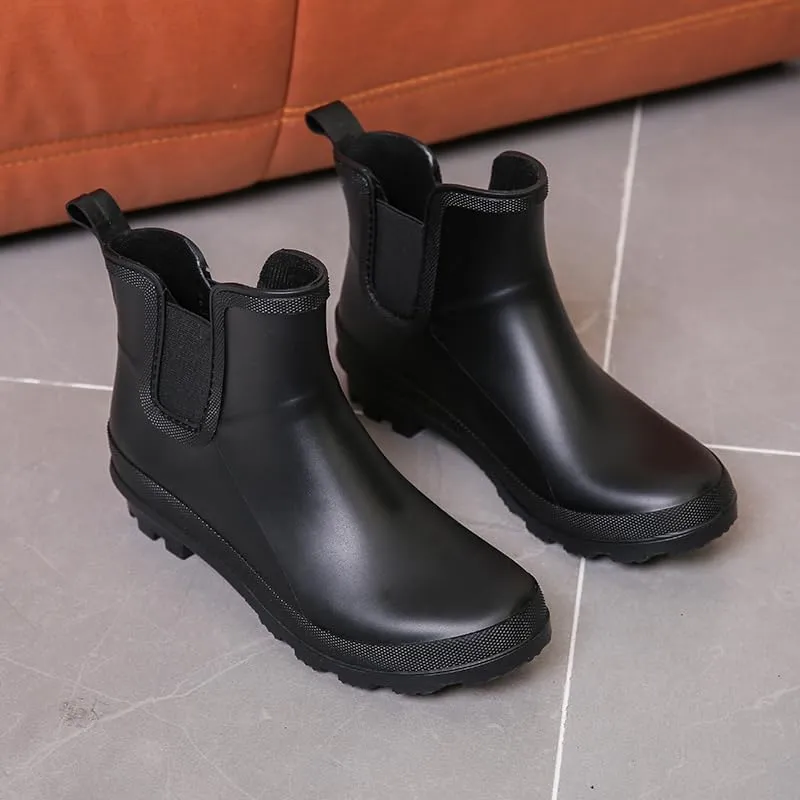 Harssidanzar Womens Short Rain Boots Waterproof Garden Shoes Anti-Slipping Ankle Rain Boots for Outdoor HL215US