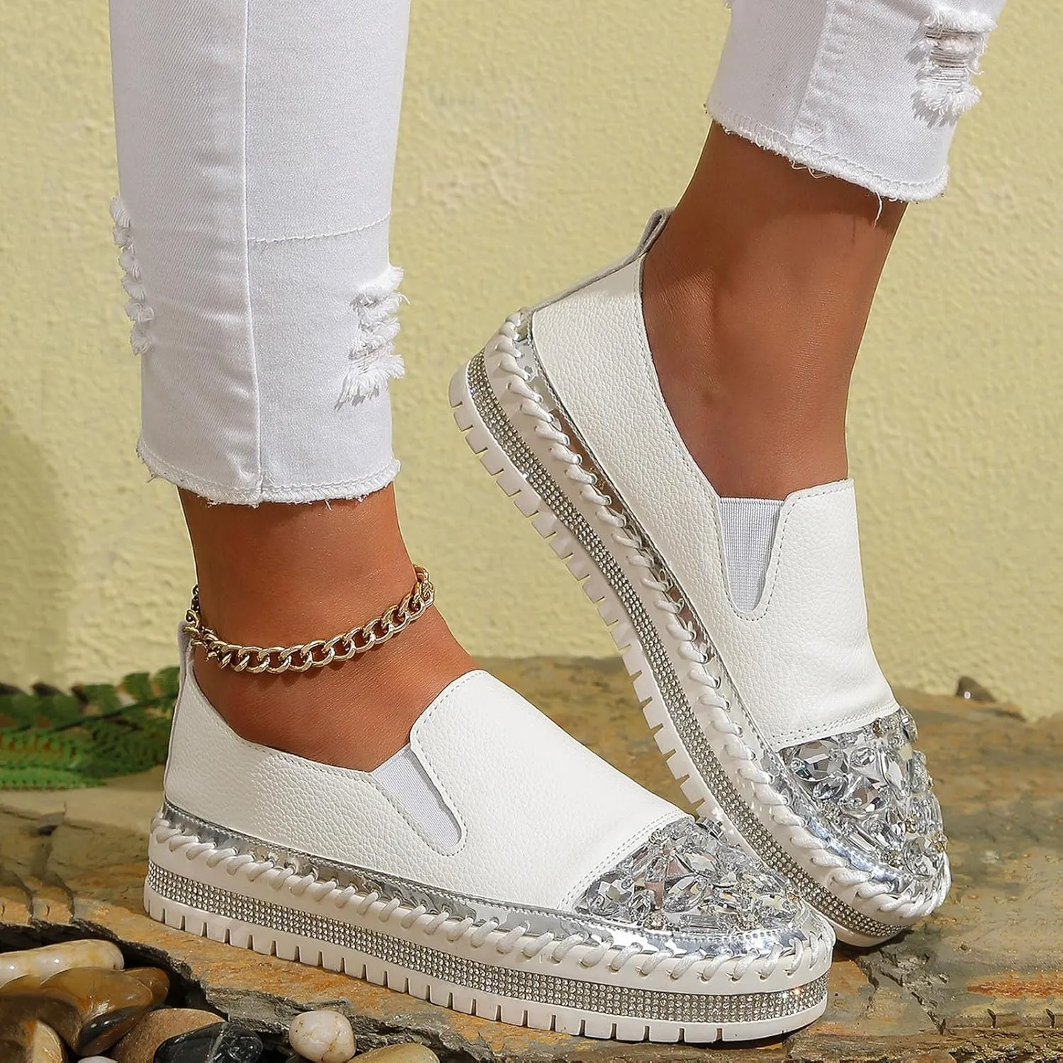 Ladies Fashion Solid Leather Panel with Rhinestone Decoration Thick Sole Casual Single Casual Classic Shoes for Men
