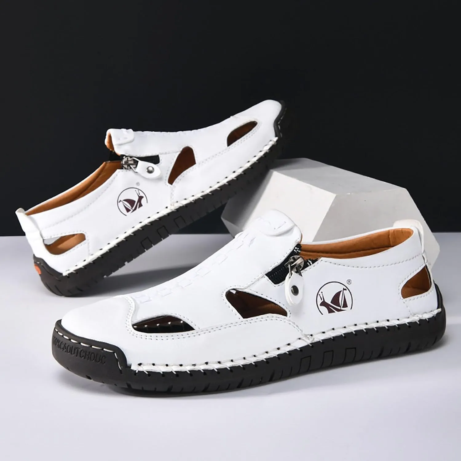 Mens Leather Sandals Hollow Closed Toe Summer Outdoor Casual Beach Shoes Casual Sports Sandals