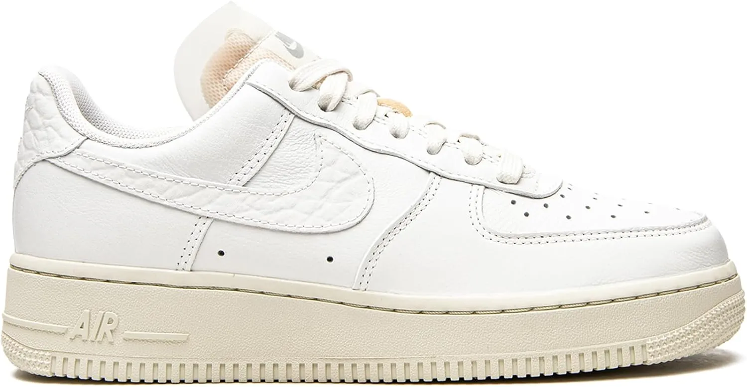 Nike Women's Low-Top Sneakers