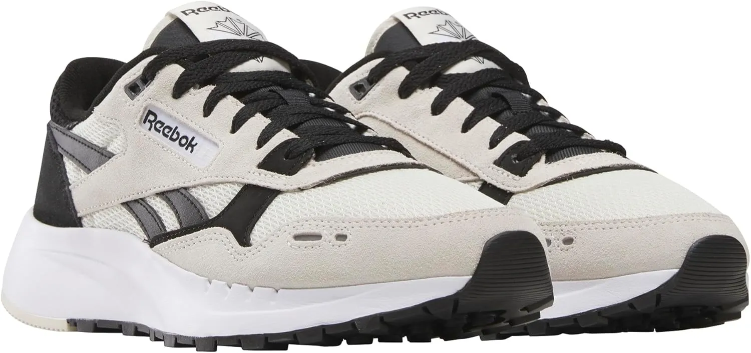 Reebok Men Classic Leather 2400 Sneakers Tennis Shoes, Size 6 to 13