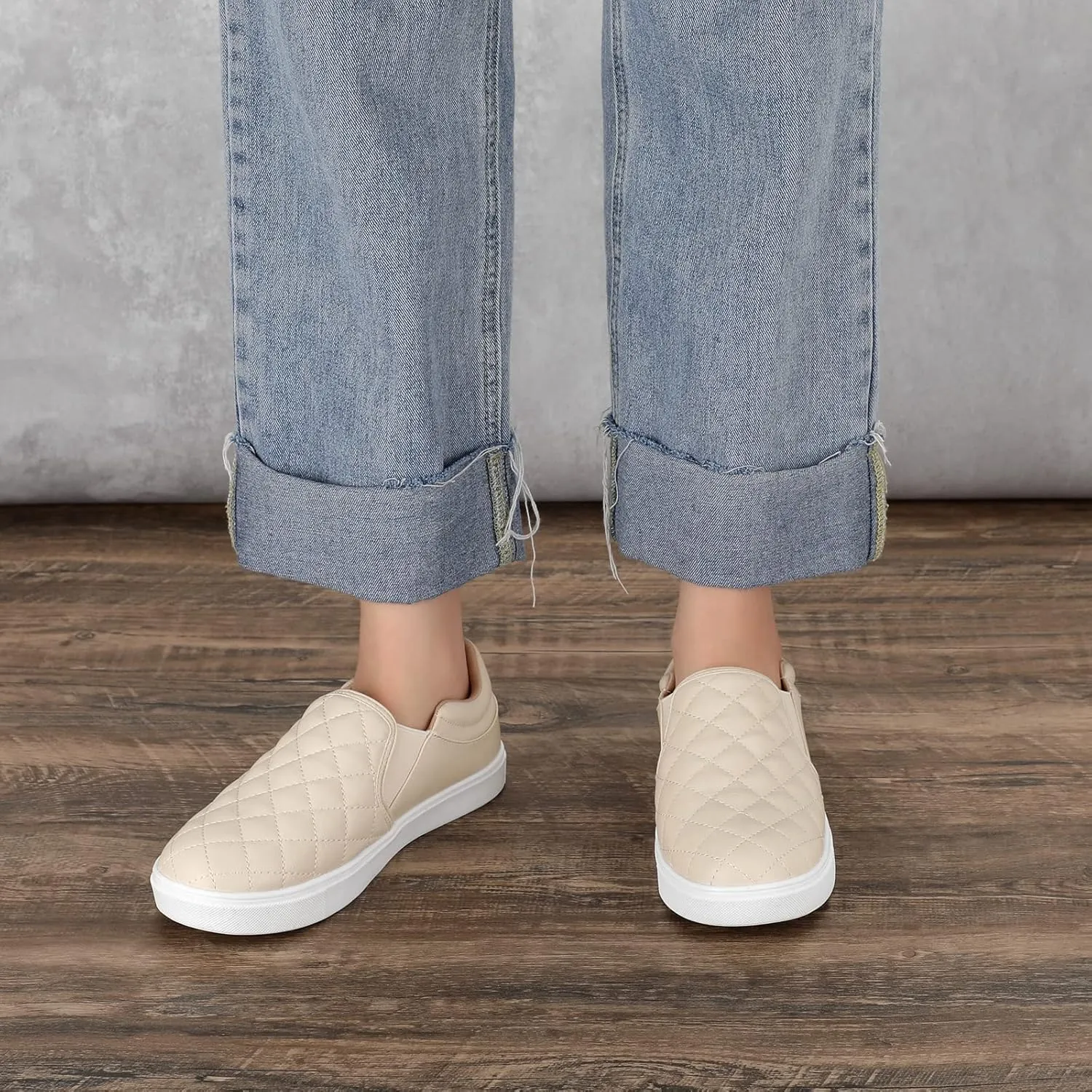 STQ Slip On Shoes for Women Fashion Sneakers Elees Quilted 2.0 Comfort Casual Fall Loafers