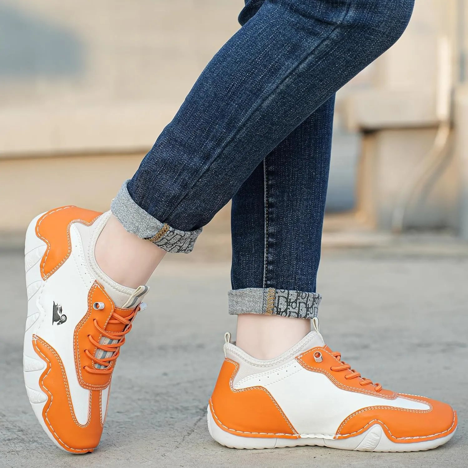 Women's Fashion Sneakers Handmade Leather High Top Lace Up Breathable Casual Walking Shoes Soft Sole Comfortable Outdoor Lightweight Sports Shoes