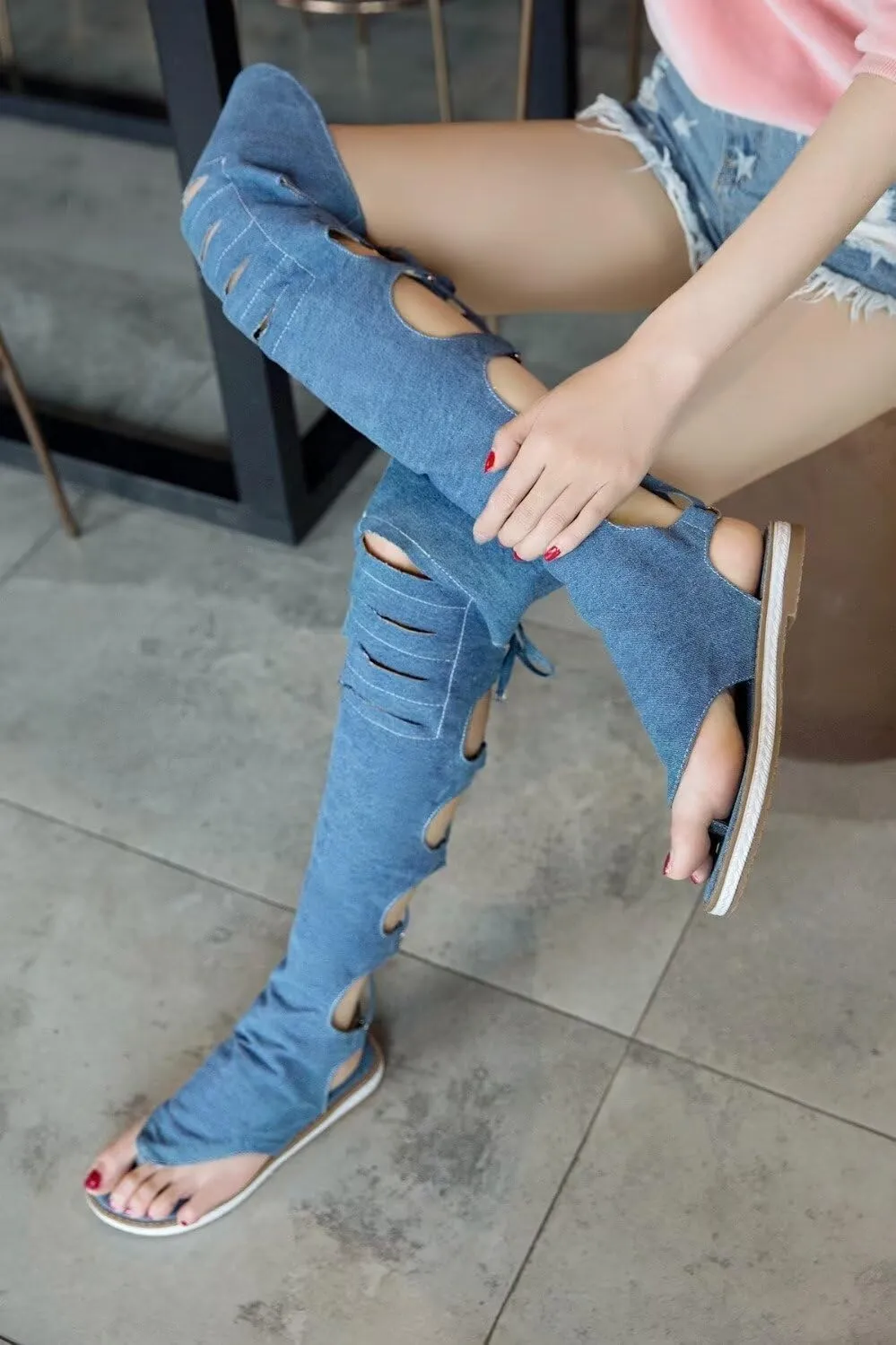 Women's Knee High Gladiator Sandals Denim Flat Sandals Roman Shoes Open Toe Strappy Boots Thong Sandals