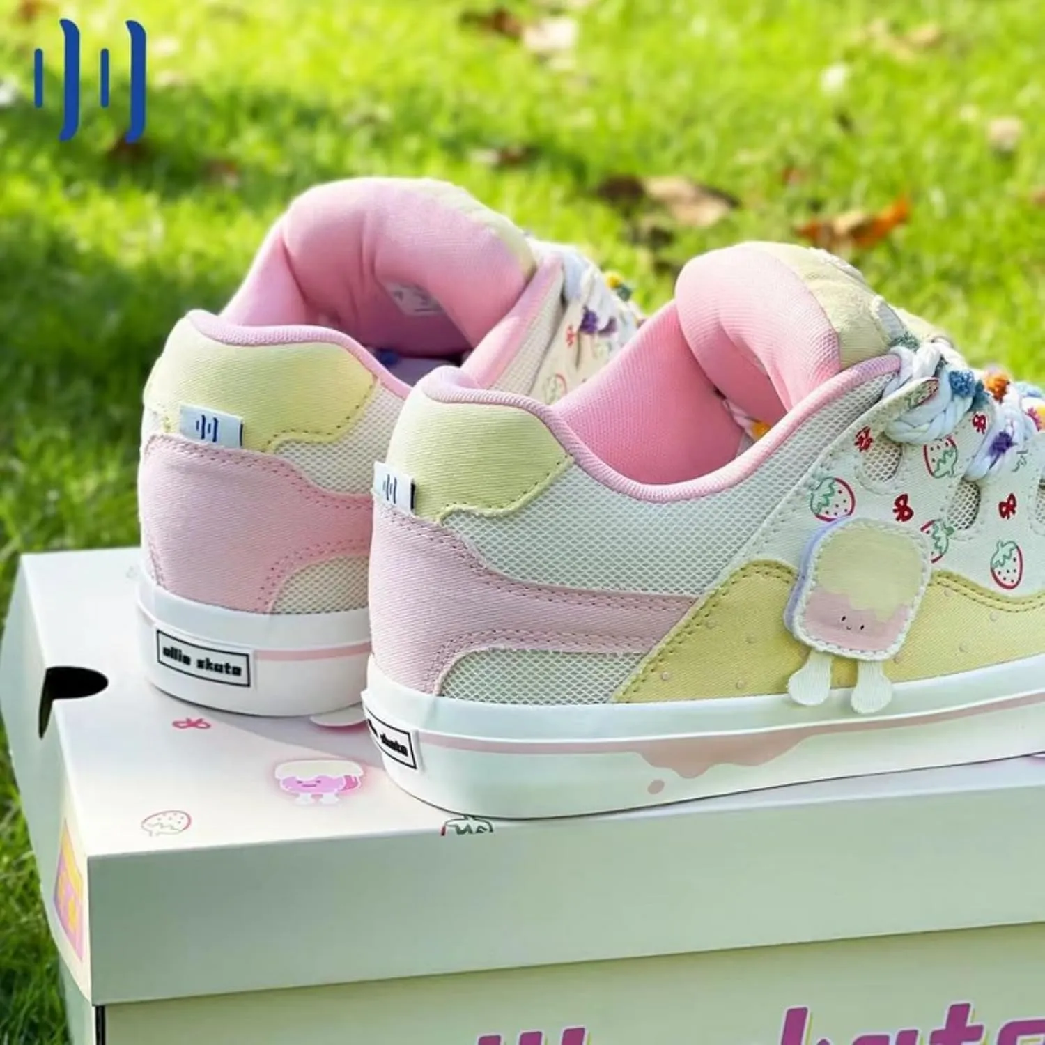 Women's Sneakers Ice Cream Color - Cute Pastel Casual Shoes with Comfortable Cushion for Teens Girls Everyday Outfits